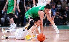 杏彩体育-广厦男篮主场艰难取胜，连胜保持